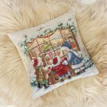 Classic „Gyerekek a kirakatnál” gobelin díszpárna huzat – 45×45 cm (lurex nélkül)