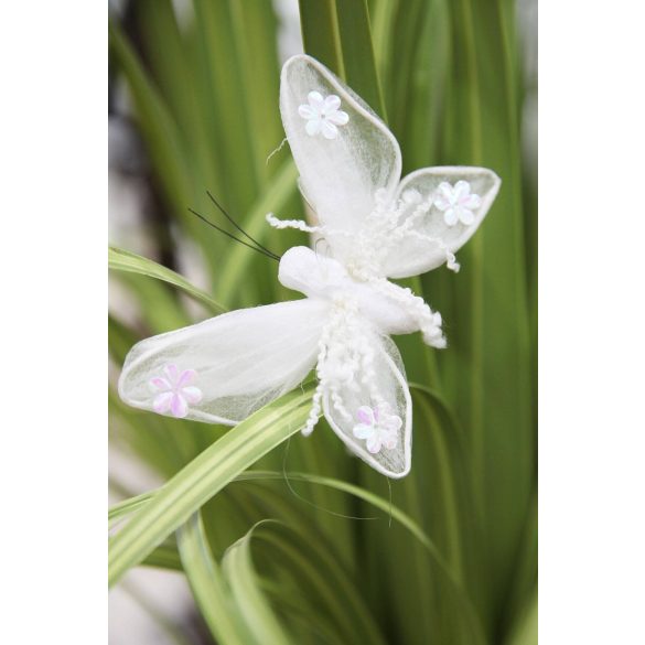 Fehér felfüggeszthető dekor pillangó 12cm