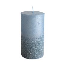 Halványkék gyertya csillámmal 13cm