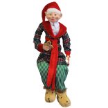 Karácsonyi manó fürdőköpenyben 65cm