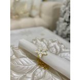 Karácsonyi szalvétagyűrű Fehér mikulásvirág, 4 db