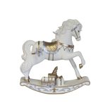 Fehér arany karácsonyi dekoráció hintaló 40cm