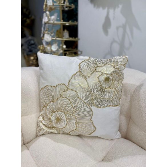 Fehér bársony párna virágokkal 45cm