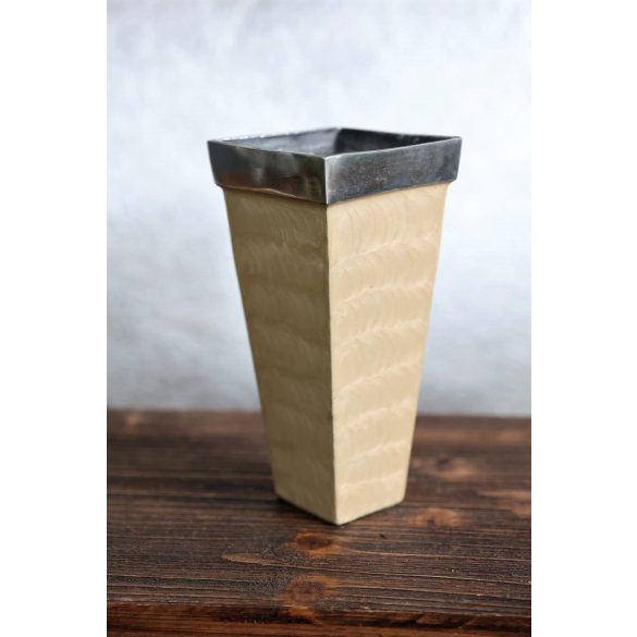 Krémes-ezüst színű váza Cappucino 22cm