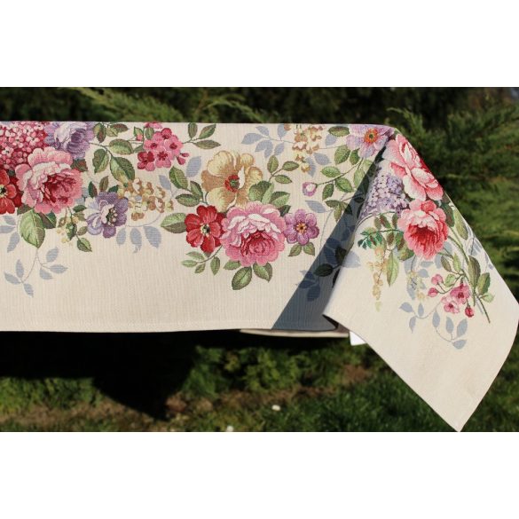 Rózsakert asztalterítő,137 cm x 180 cm