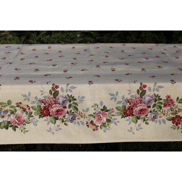 Rózsakert asztalterítő,137 cm x 180 cm