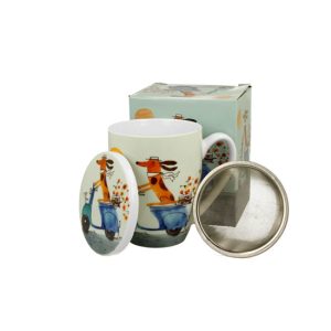 D.G.53845 Porcelánbögre tetővel, fémszűrővel, 360ml, dobozban, Dog on a scooter